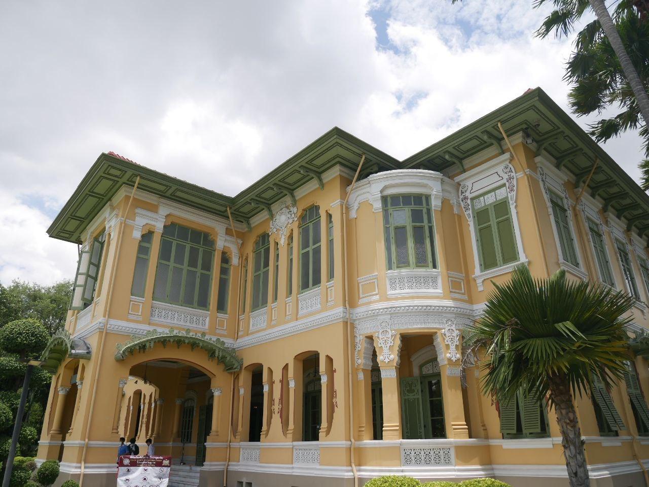 Police Museum, Parutsakawan Palace | Bangkok