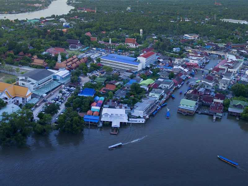 Boat Trip at Amphawa floating market | Samut Songkhram Province 1695133112Thailand02.jpg