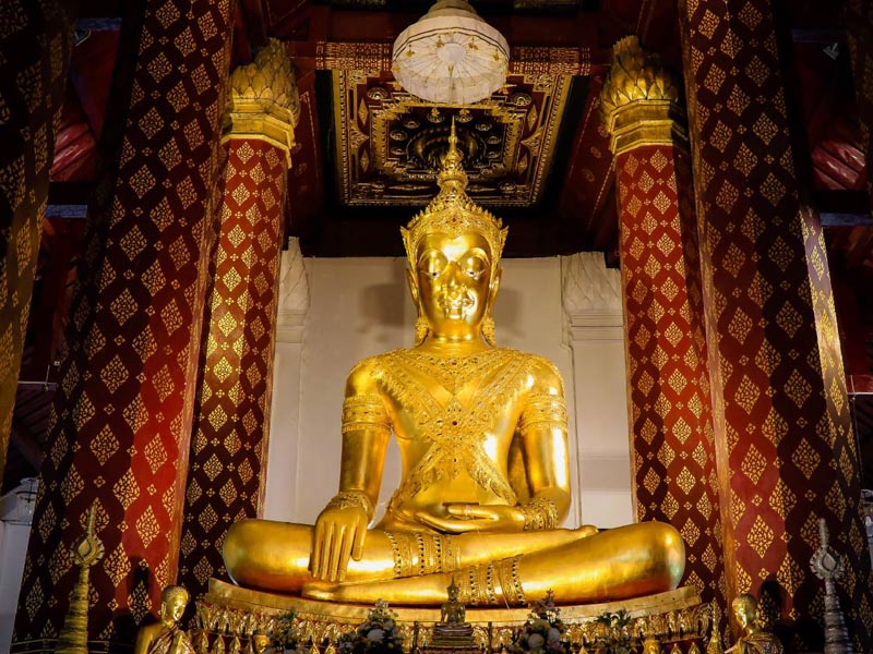 Wat Na Phra Men (วัดหน้าพระเมรุ ) Ayutthaya 1695311277Thailand01.jpg