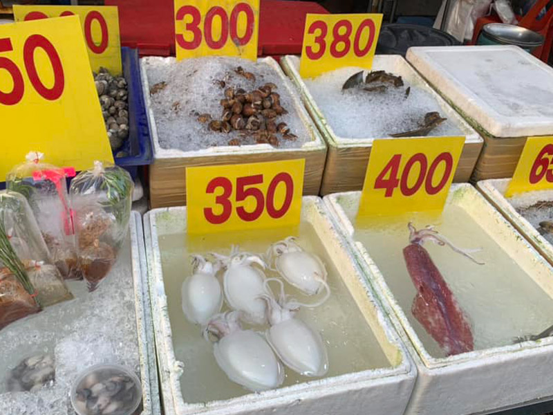 Kung Pao Shop Central Market (ตลาดกลางอยุธยา ) Ayutthaya 1695476350Thailand04.jpg