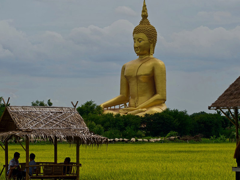 Wat Muang temple (วัดม่วง) Big Buddha | Ang Thong 1696350312Thailand02.jpg