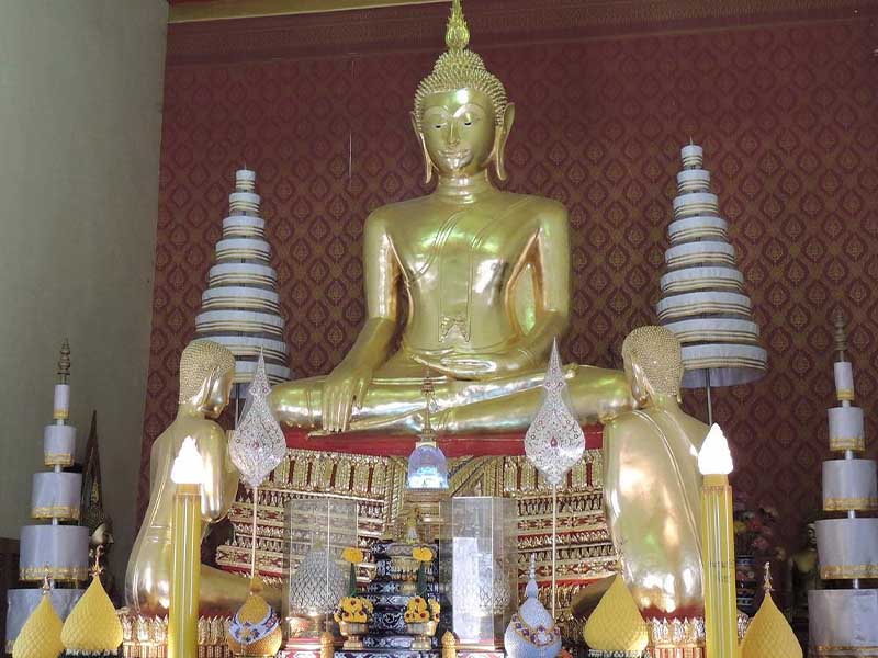 วัดบางแคใหญ่ ( Wat Bang Khae Yai Temple ) Amphawa | Samut Songkhram 1702396465Thailand01.jpg