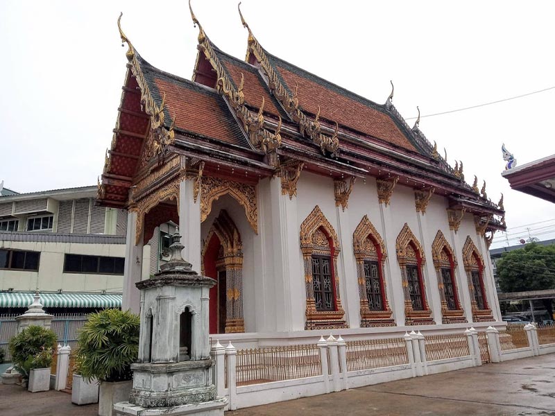 วัดปรินายกวรวิหาร ( Wat Pari nayok Worawihan ) กรุงเทพ โดยเจ้าพระยาบดินทรเดชา 1731338529Sayhithailand02.jpg