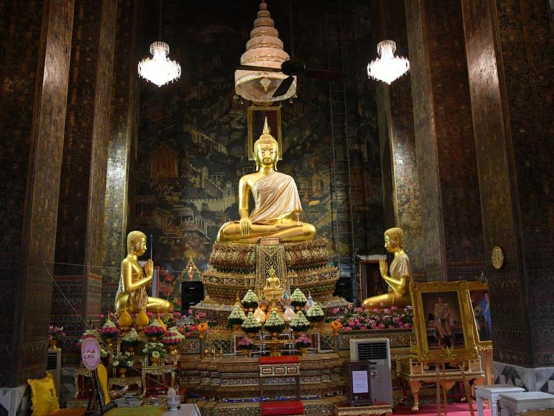 วัดประยุรวงศาวาสวรวิหาร (Wat Prayurawongsawas temple ) กรุงเทพ 1731340361Sayhithailand02.jpg
