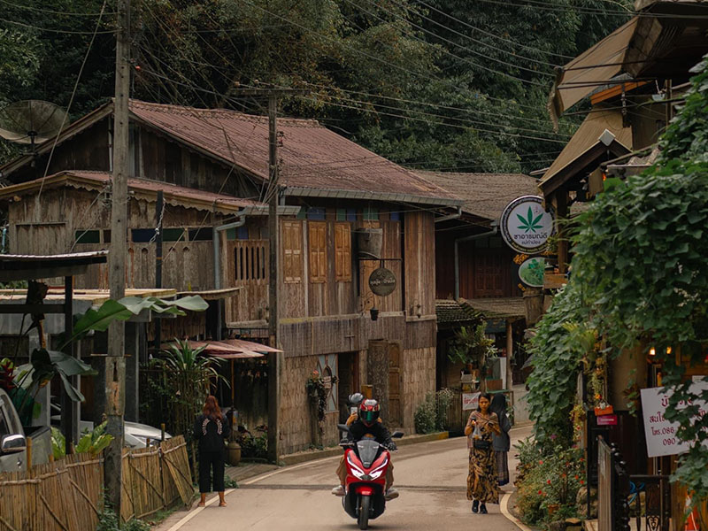 พาเที่ยว ระเบียงวิวแม่กำปอง (Mae Kampong) อ.แม่ออน จ.เชียงใหม่ 1732442555Sayhithailand03.jpg