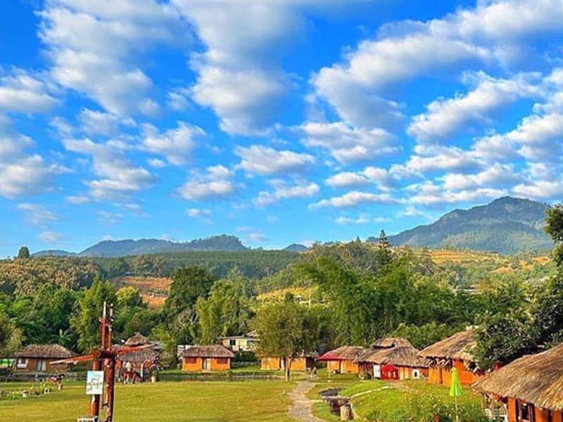 ร้านอาหารจีนยูนนาน หมู่บ้านสันติชล (Santichon Village Pai) จ.แม่ฮ่องสอน 1733323670Sayhithailand01.jpg