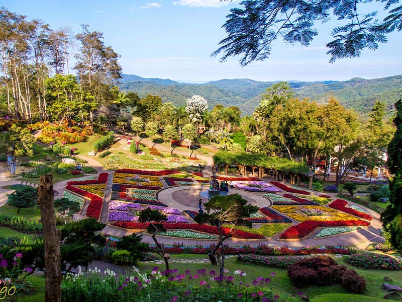 พระตำหนักดอยตุง ดอยแม่ฟ้าหลวง จ.เชียงราย 1738858134Sayhithailand01.jpg