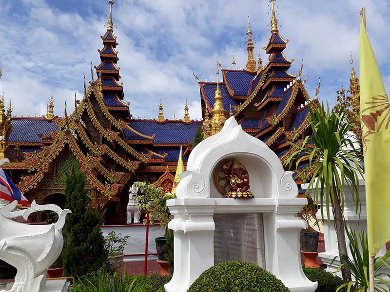 พาเที่ยววัดพิพัฒน์มงคล( Wat Phiphut Mongkhon ) สวยวิจิตรกับศิลปะโบราณล้านนา สุโขทัย 1739579758Sayhithailand02.jpg