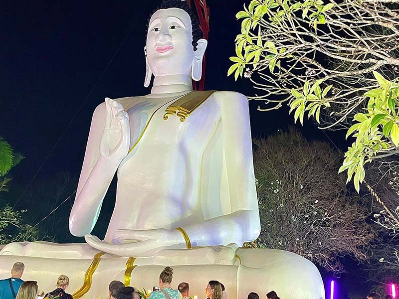 พาเที่ยว วัดเกาะเสม็ด หรือ วัดเกาะแก้วพิศดาร (Koh Samet Temple ) | ระยอง 1740494537Sayhithailand01.jpg