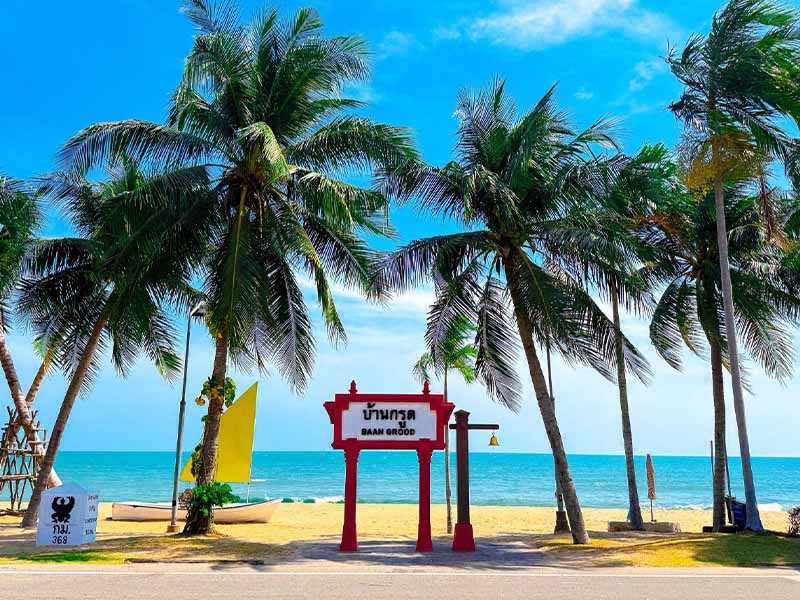 เดินเล่นริมทะเลที่หาดบ้านกรูด ( Ban Krut Beach ) | จังหวัดประจวบคีรีขันธ์ 1740751956Sayhithailand01.jpg