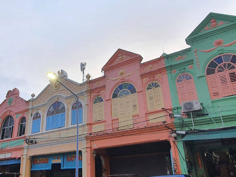 ย่านตึกเก่า อาคารชิโนโปรตุกีส ( Sino-Portuguese buildings, Hat Yai )หาดใหญ่ | สงขลา 1745045615Sayhithailand01.jpg