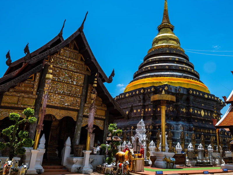 วัดพระธาตุลำปางหลวง ( Wat Phra That Lampang Luang ) | ลำปาง 1747456186Sayhithailand02.jpg