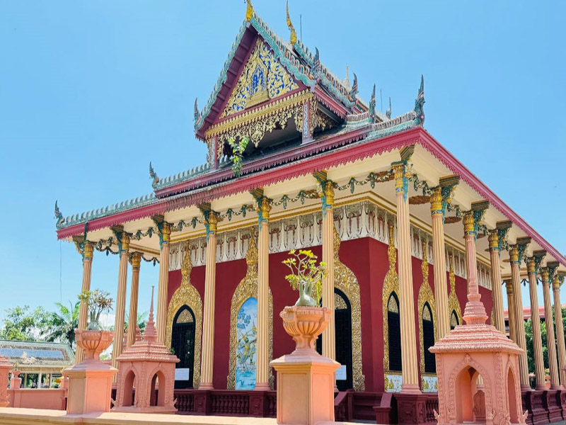 พาเที่ยววัดแก้วพิจิตร ( Wat Kaew Phichit Temple ) อำเภอเมือง | จังหวัดปราจีนบุรี 1750172400Sayhithailand01.jpg