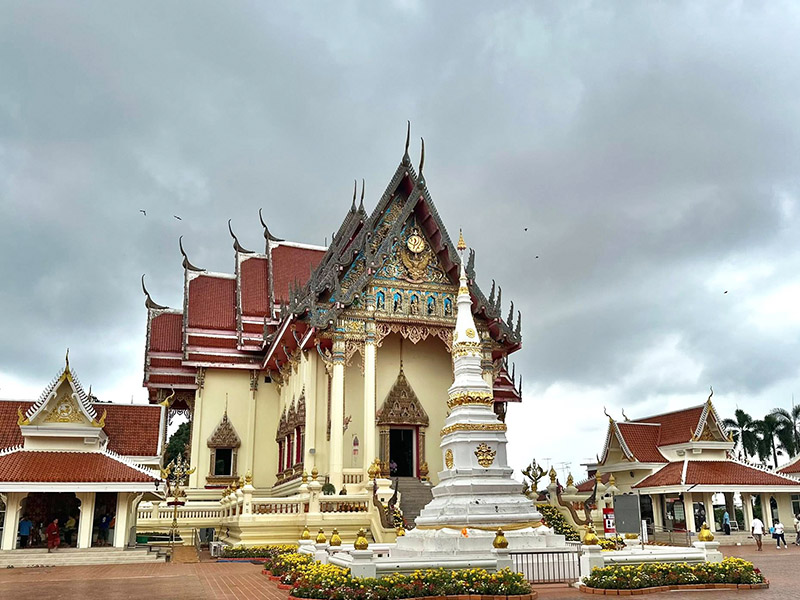 ที่ท่องเที่ยวหนองคาย วัดโพธิ์ชัย ( Wat Pho Chai ) | หนองคาย 1750522093Sayhithailand01.jpg