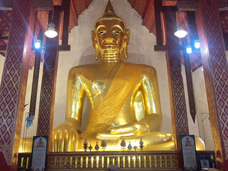 เที่ยวชมวัดงาม วัดศรีโคมคำ ( Wat Sri Komkham , beautiful temple ) อำเภอเมืองพะเยา | พะเยา 1753192234Sayhithailand03.jpg