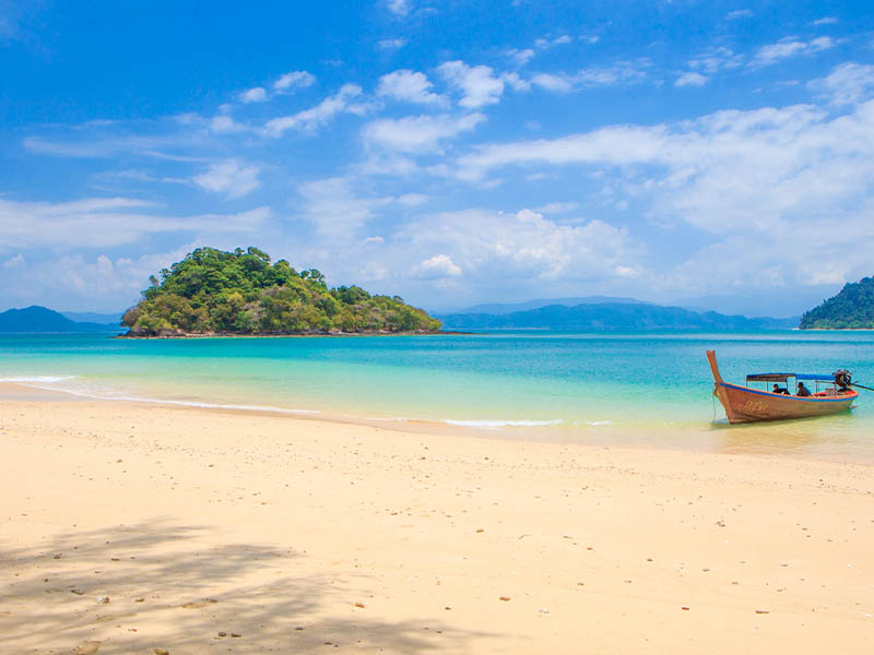 พิกัดทะเลสวย เกาะญี่ปุ่น ( Ko Yi Pun ) โลกใต้น้ำงาม แห่ง อันดามัน | ระนอง 1753599684Sayhithailand01.jpg