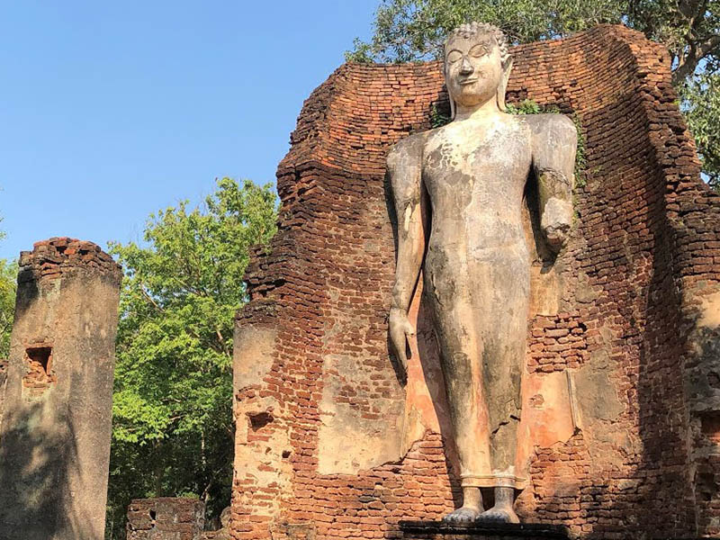 วัดพระสี่อิริยาบถ ใน อุทยานประวัติศาสตร์กำแพงเพชร | กำแพงเพชร 1753667919Sayhithailand01.jpg