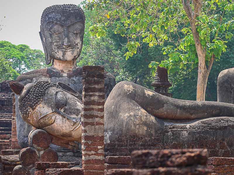 วัดพระแก้ว ( Wat Phra Kaew ) เป็นวัดที่สำคัญเมืองกำแพงเพชร | กำแพงเพชร 1753669778Sayhithailand01.jpg