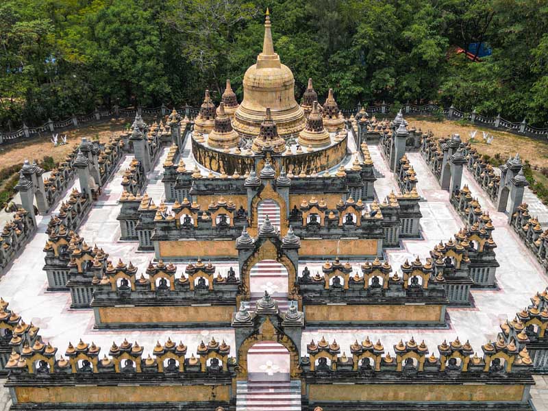 วัดประชาคมวนาราม ( Wat Prachakomwanaram ) อำเภอศรีสมเด็จ | จังหวัดร้อยเอ็ด 1755609369Sayhithailand01.jpg
