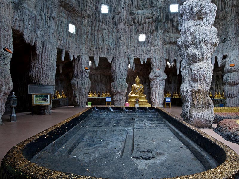 วัดไกลกังวล ( Wat Klai Kangwon ) หรือ วัดเขาสารพัดดีศรีเจริญธรรม | ชัยนาท 1759057560Sayhithailand03.jpg