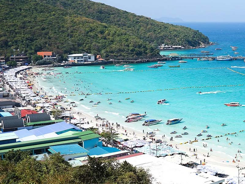 Ta Waen Beach – The Most Famous Beach on Koh Larn | Chonburi