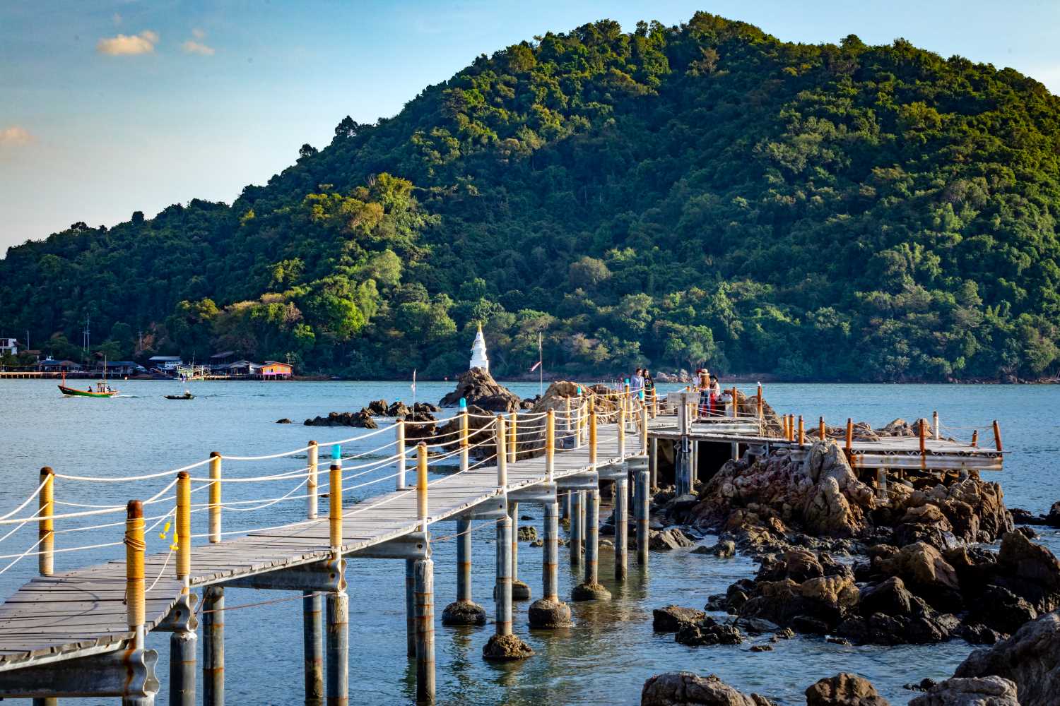Ban Hua Laem Pagoda | Chanthaburi