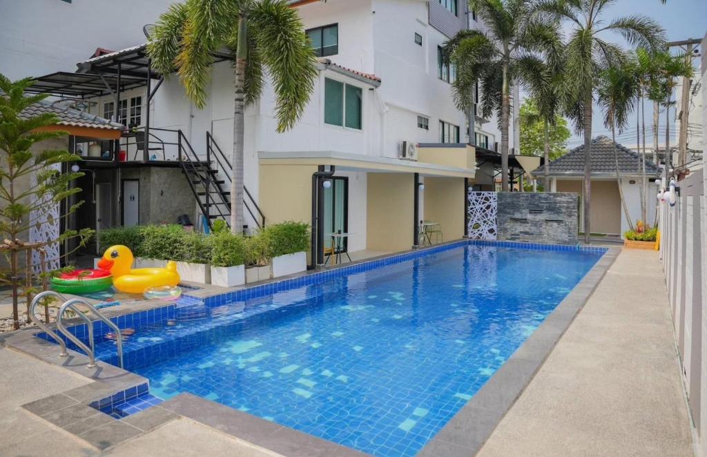R2 Bed and Pool Kanchanaburi | Kanchanaburi 