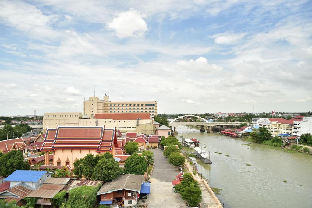 Ayothaya Riverside Hotel, Kamang Subdistrict | Phra Nakhon Si Ayutthaya