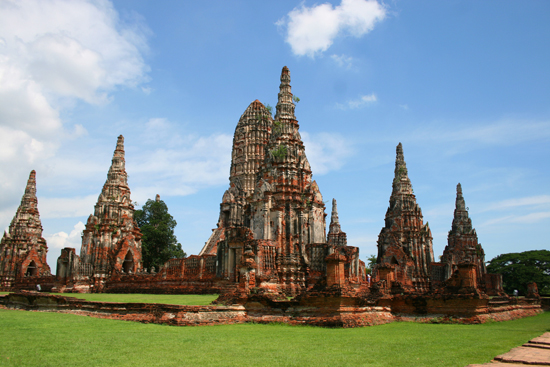 ทัวร์ที่ท่องเที่ยว ทัวร์ในประเทศ วัดใหญ่ชัยมงคล วัดมหาธาตุ วัดพระศรีสรรเพชญ์ by รถโค้ช / Coach Bus 1 วัน  | อยุธยา